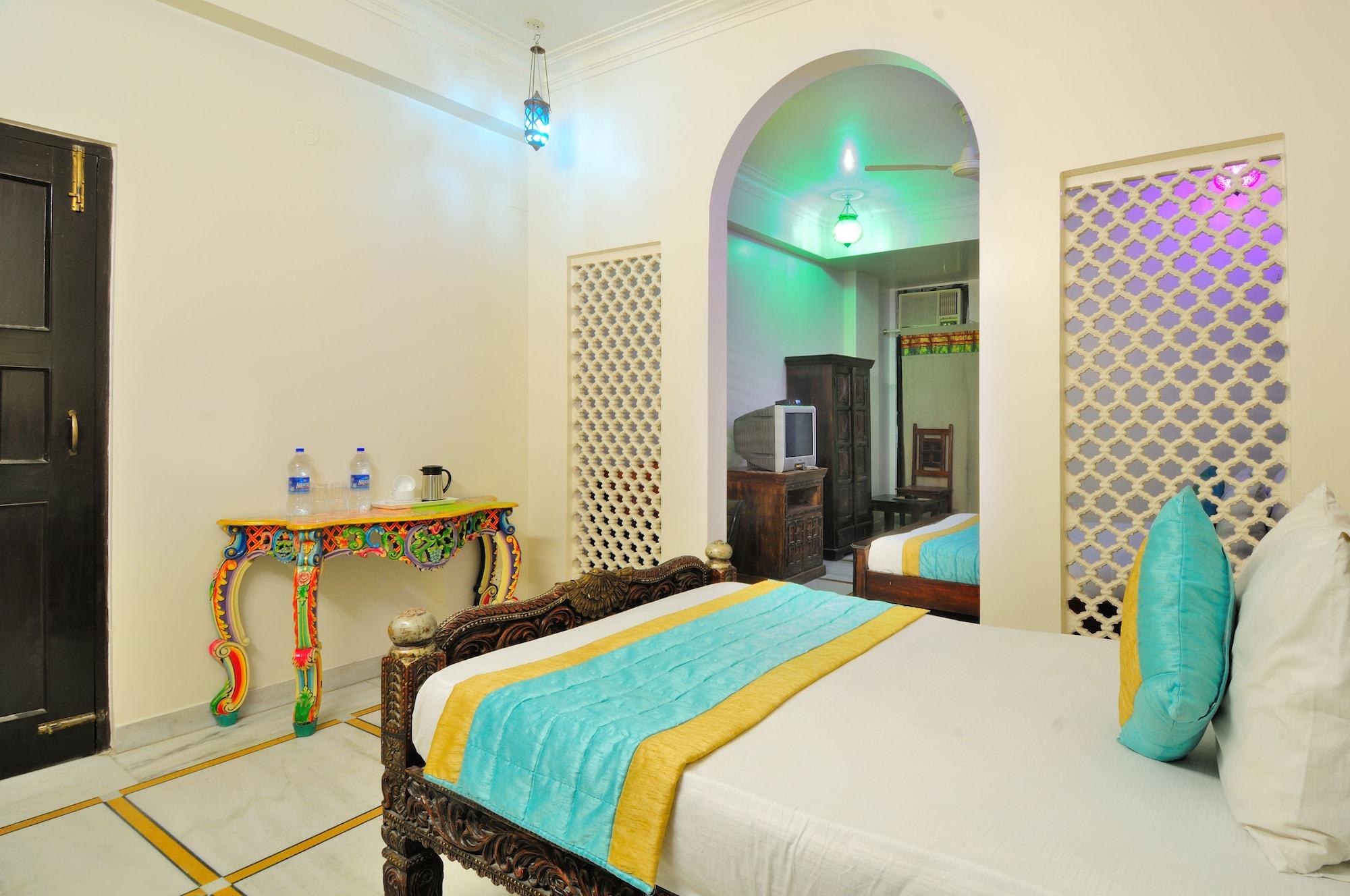 Staybook-Jyoti Mahal A Heritage Hotel New Delhi Exterior photo