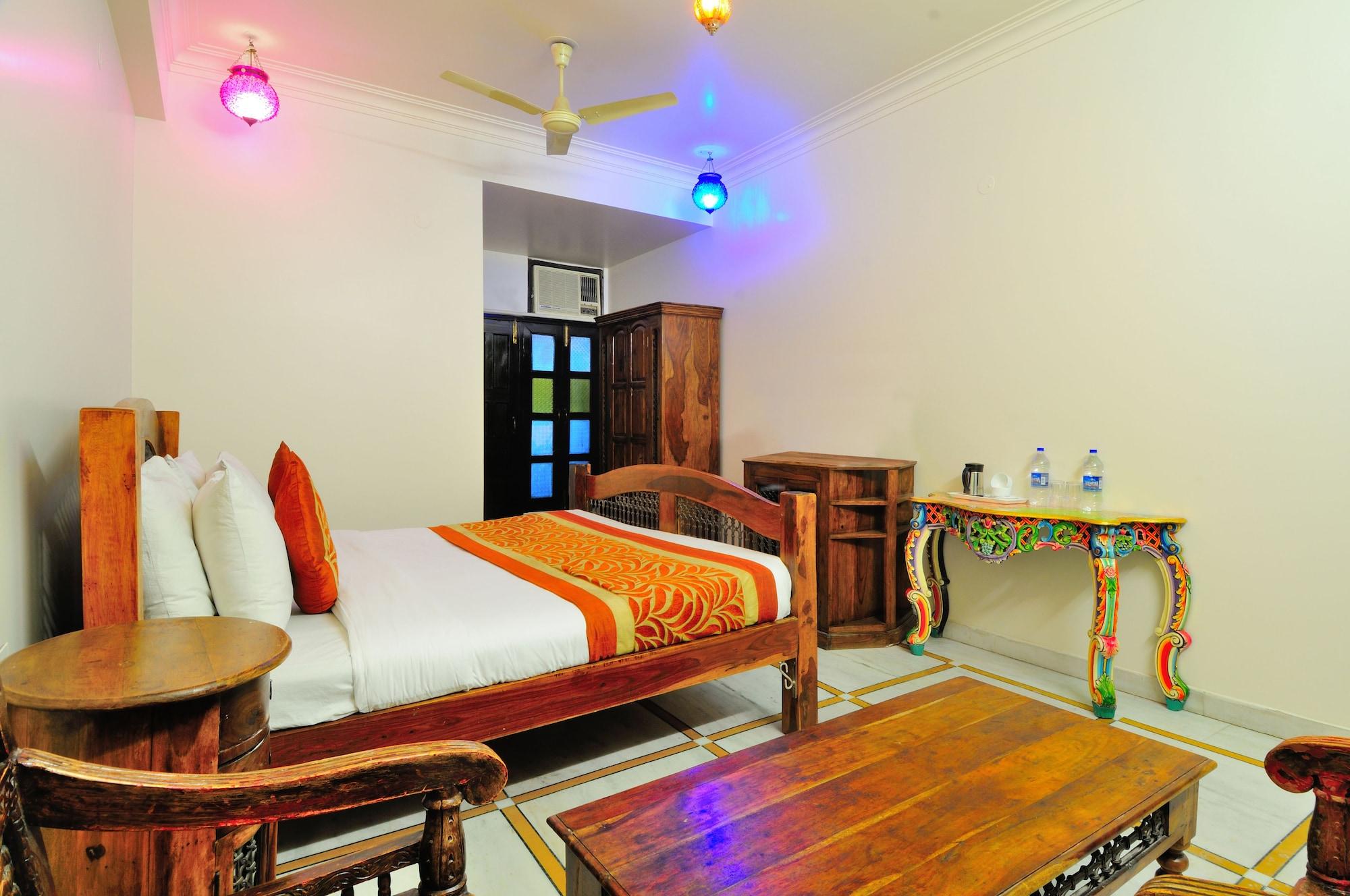 Staybook-Jyoti Mahal A Heritage Hotel New Delhi Exterior photo