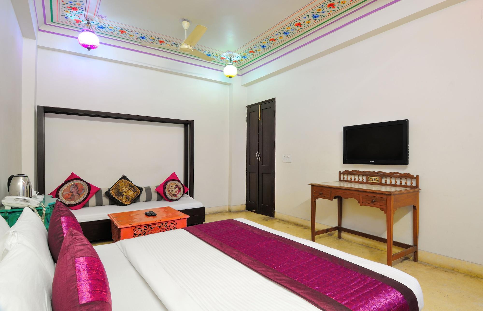 Staybook-Jyoti Mahal A Heritage Hotel New Delhi Exterior photo