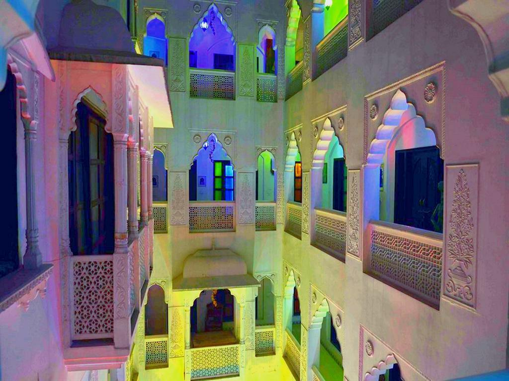 Staybook-Jyoti Mahal A Heritage Hotel New Delhi Exterior photo